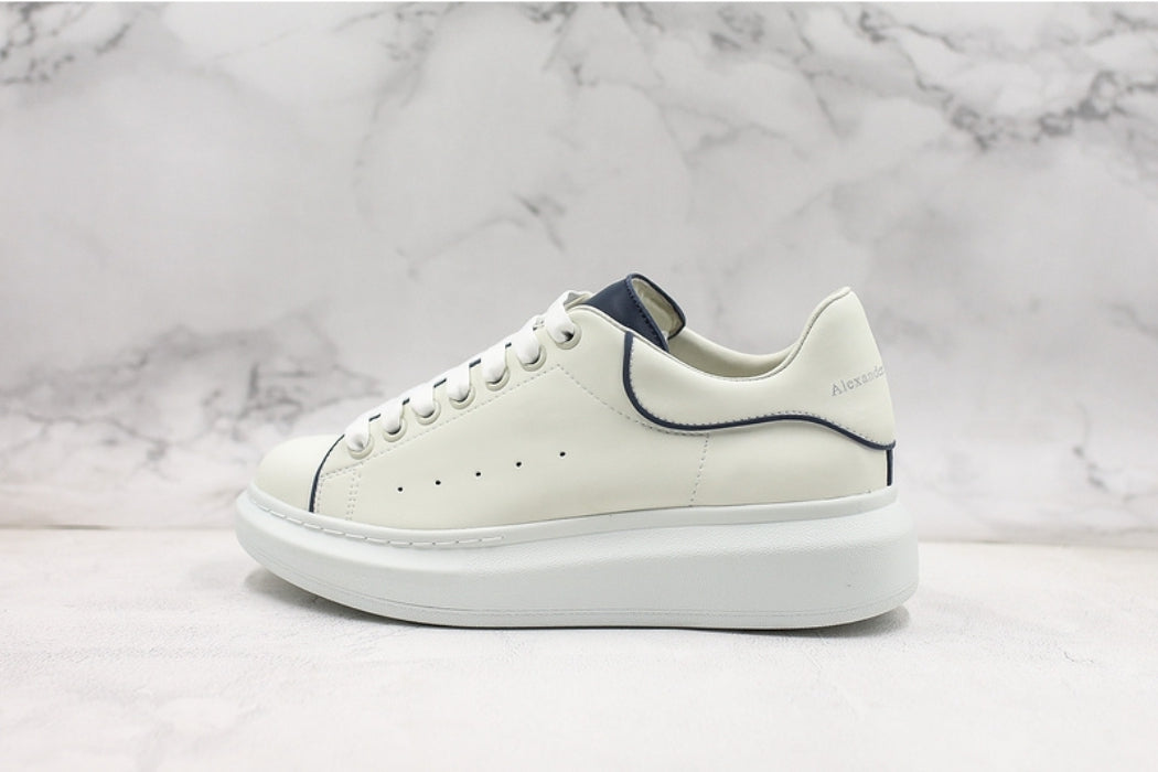 Les baskets Alexander McQueen incarnent un style emblématique et une sophistication ultime.
. leur design avant-gardiste. Pas cher . Le moins cher.