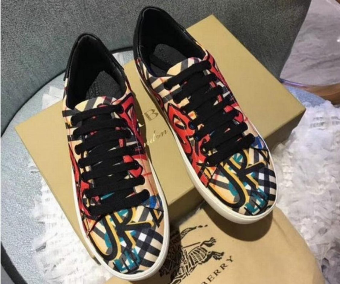 Les baskets Burberry incarnent un style emblématique et une sophistication britannique.
 leur design raffiné. Pas cher. Le moins cher.