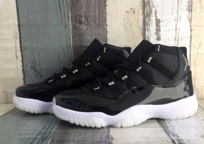 Les Air Jordan 11 Femme permettent de personnaliser votre style tout en bénéficiant d’un confort supérieur.Idéale pour un usage quotidien.