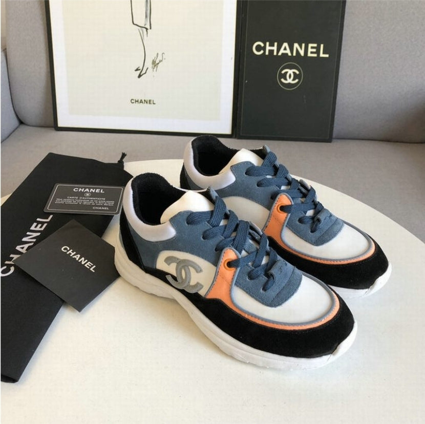 Les baskets sneakers Chanel incarnent un style emblématique et un luxe français.
leur design élégant.pas cher.le moins cher.