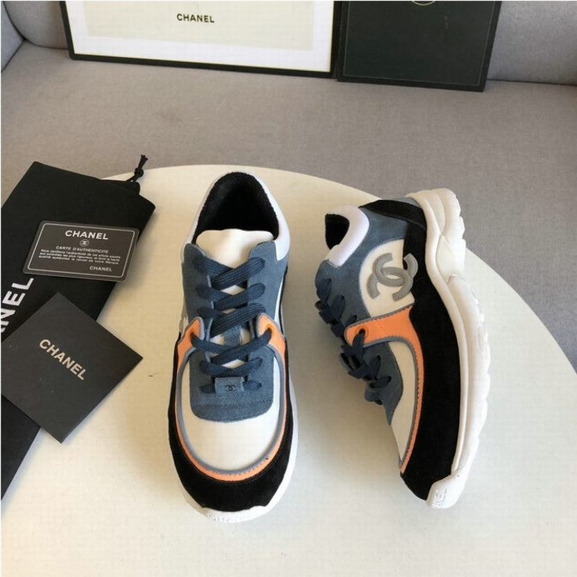 Les baskets sneakers Chanel incarnent un style emblématique et un luxe français.
leur design élégant.pas cher.le moins cher.