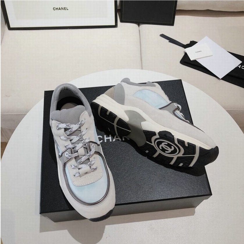 Les baskets sneakers Chanel incarnent un style emblématique et un luxe français.
leur design élégant.pas cher.le moins cher.
