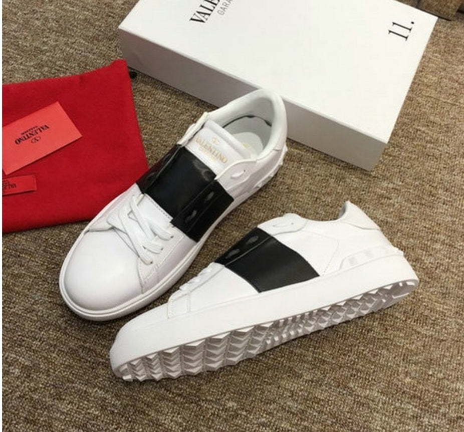 Les baskets sneakers Valentino incarnent un style emblématique et un luxe italien.
leur design élégant.pas cher. Le moins cher.