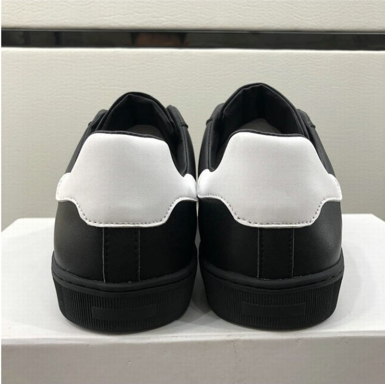 Les baskets sneakers Moncler combinent style sophistiqué et performance haut de gamme.
leur design élégant.pas cher.le moins cher.