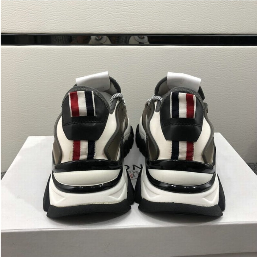 Les baskets sneakers Moncler combinent style sophistiqué et performance haut de gamme.
leur design élégant.pas cher.le moins cher.