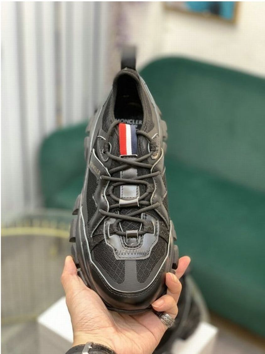 Les baskets sneakers Moncler combinent style sophistiqué et performance haut de gamme.
leur design élégant.pas cher.le moins cher.