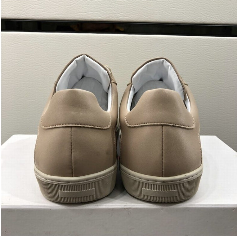 Les baskets sneakers Moncler combinent style sophistiqué et performance haut de gamme.
leur design élégant.pas cher.le moins cher.