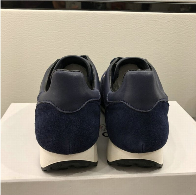 Les baskets sneakers Moncler combinent style sophistiqué et performance haut de gamme.
leur design élégant.pas cher.le moins cher.