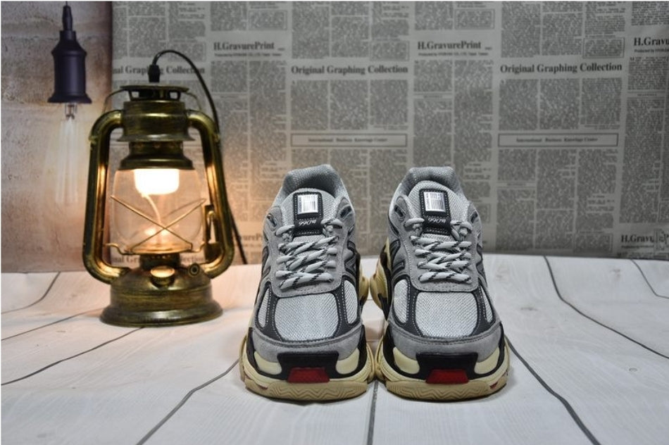 Les baskets New Balance allient style et confort. Leur design classique et leurs matériaux de haute qualité en font un choix idéal pour les amateurs de sneakers.pas cher. Le moins cher.