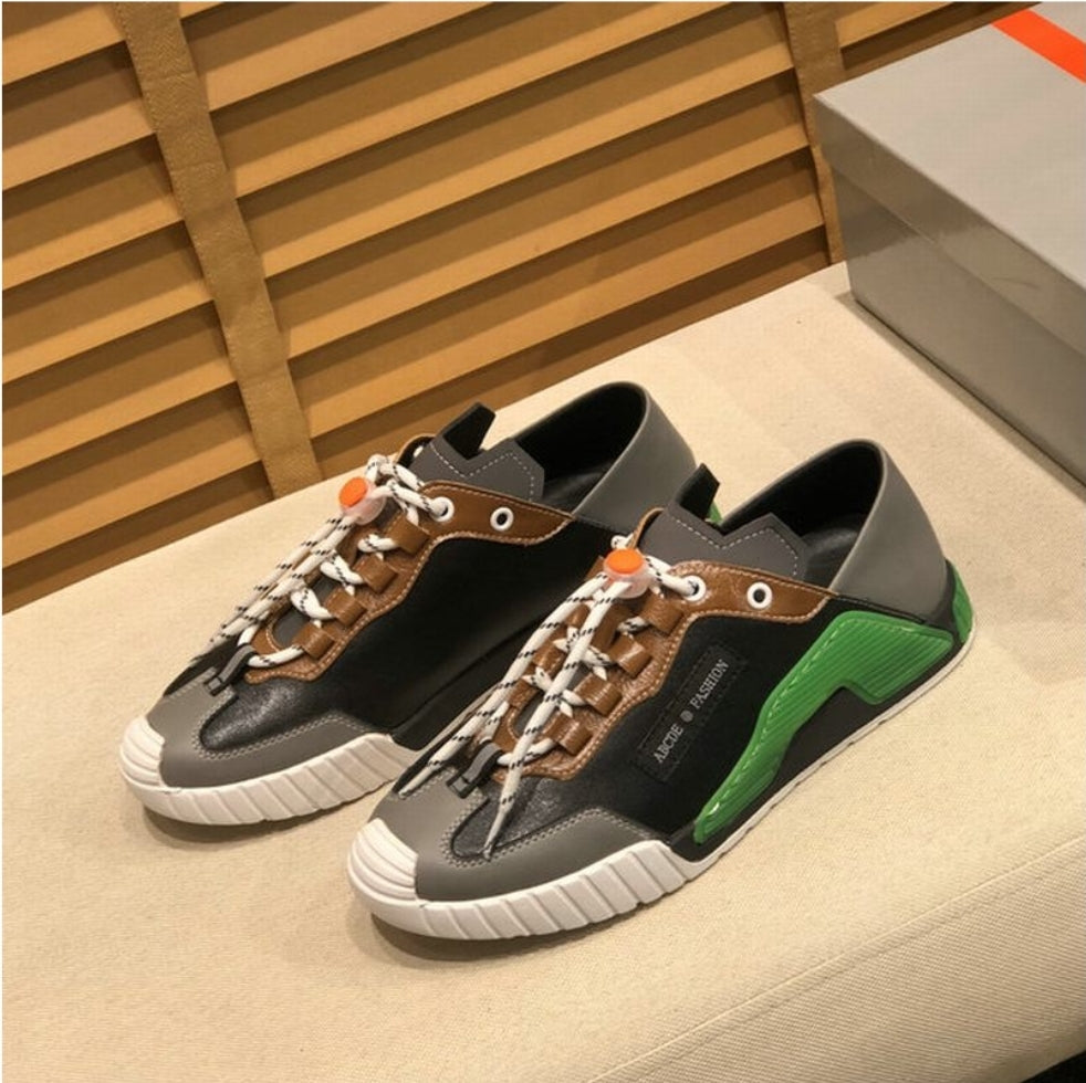 Les baskets sneakers Prada incarnent un style emblématique et un luxe italien.
leur design élégant.pas cher,le moins cher.