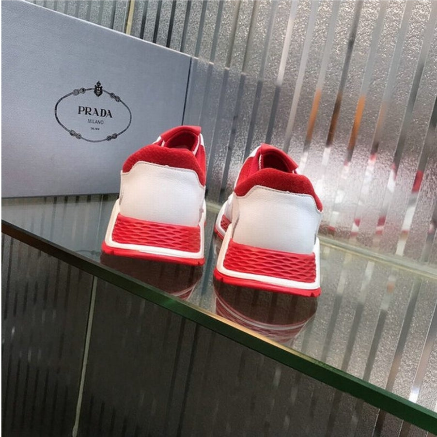 Les baskets sneakers Prada incarnent un style emblématique et un luxe italien.
leur design élégant.pas cher,le moins cher.