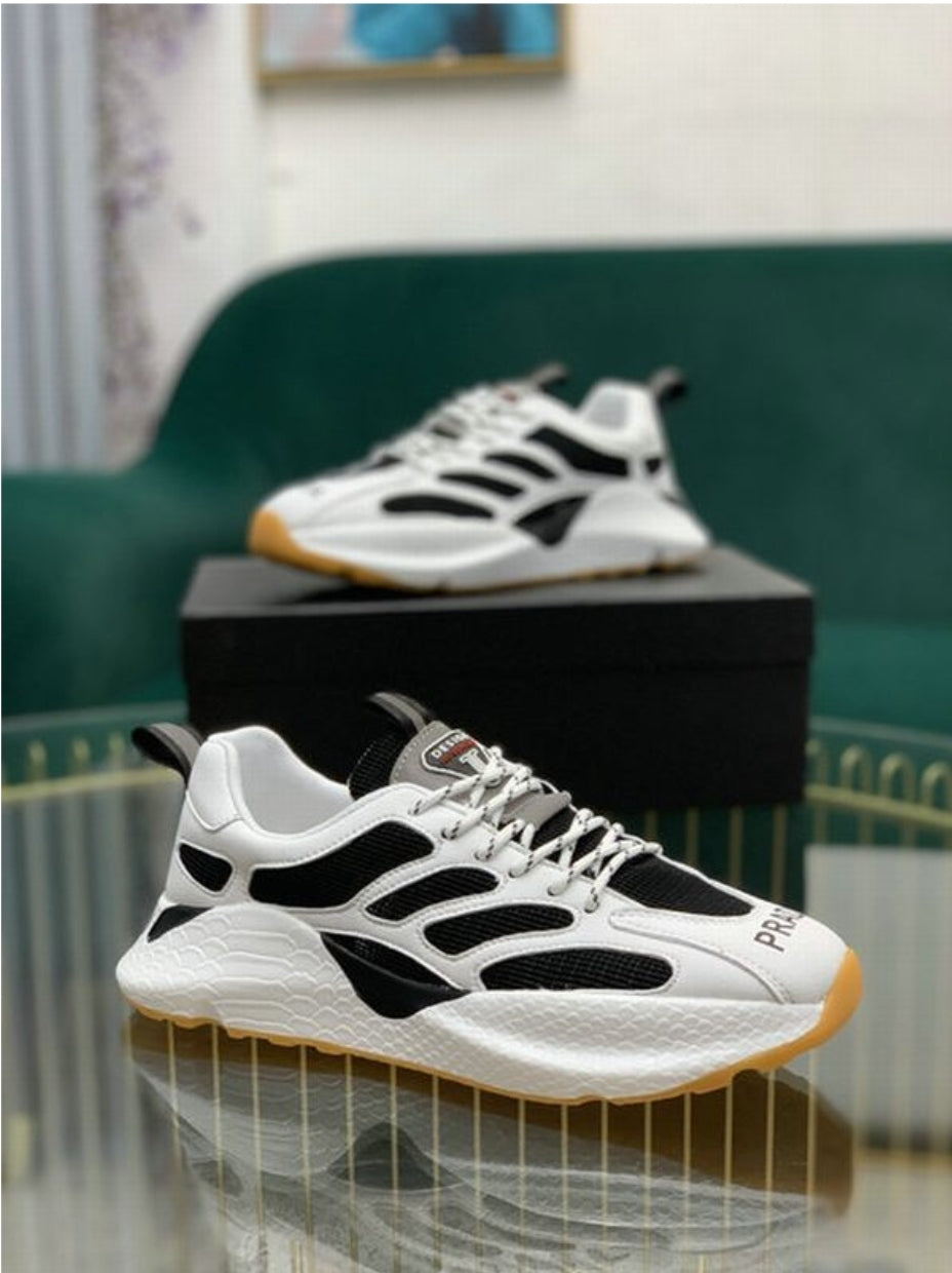 Les baskets sneakers Prada incarnent un style emblématique et un luxe italien.
leur design élégant.pas cher,le moins cher.