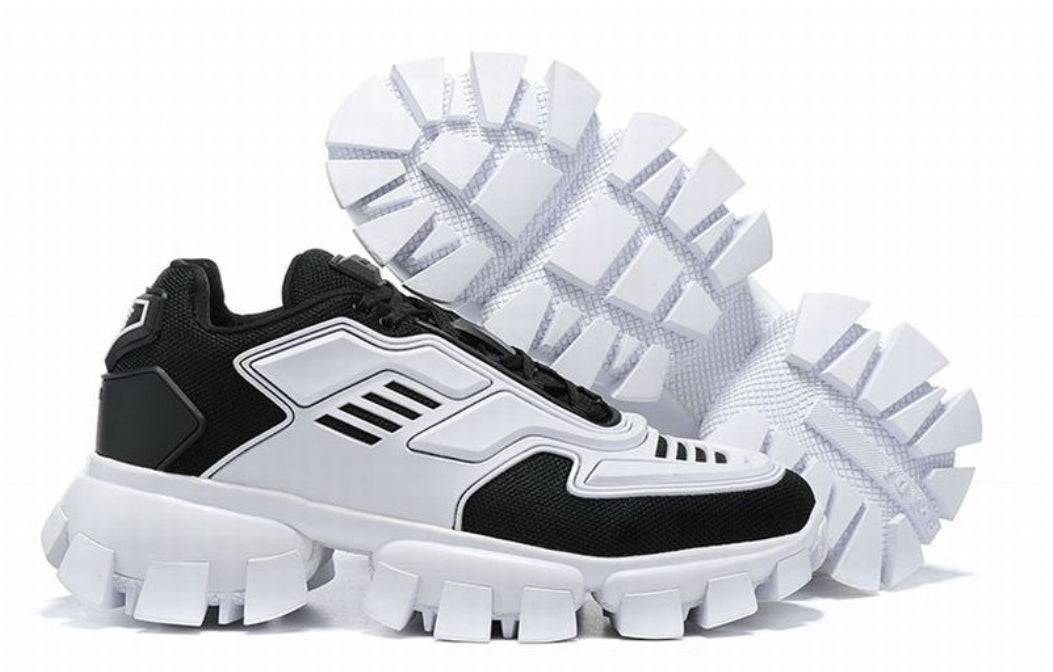 Les baskets sneakers Prada incarnent un style emblématique et un luxe italien.
 leur design élégant.pas cher,le moins cher.