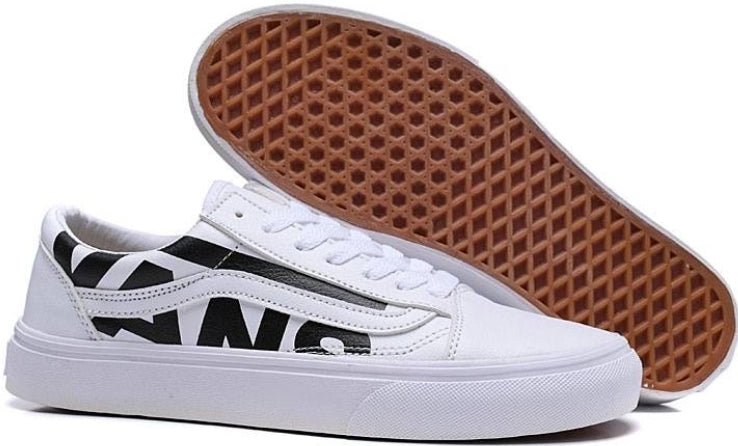 Les baskets Vans combinent style et performance. Leur design matériaux durables en font un mode. Pas cher. Le moins cher.