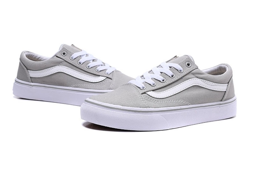 Les baskets Vans combinent style et performance. Leur design matériaux durables en font un mode. Pas cher. Le moins cher.