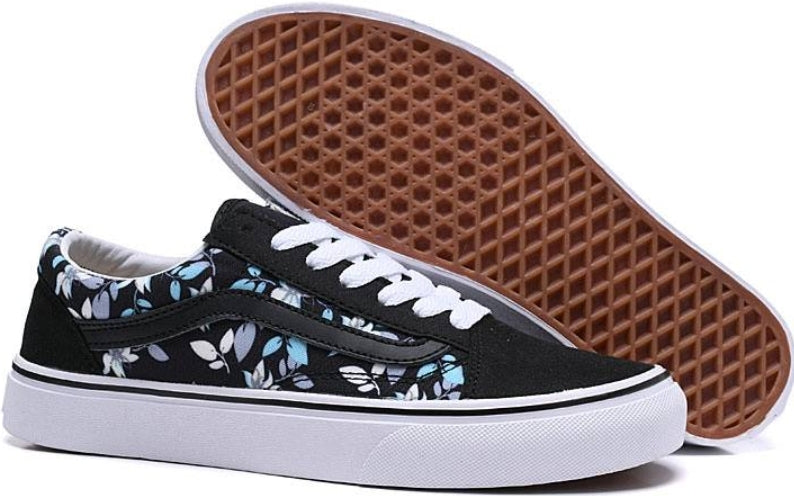 Les baskets Vans combinent style et performance. Leur design matériaux durables en font un mode. Pas cher. Le moins cher.