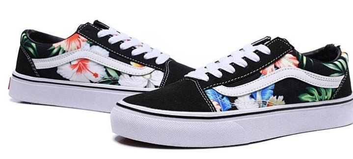 Les baskets Vans combinent style et performance. Leur design matériaux durables en font un mode. Pas cher. Le moins cher.