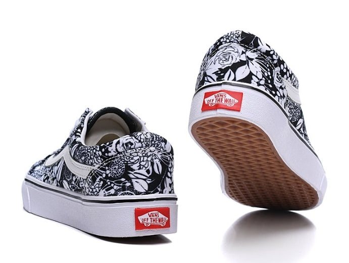 Les baskets Vans combinent style et performance. Leur design matériaux durables en font un mode. Pas cher. Le moins cher.