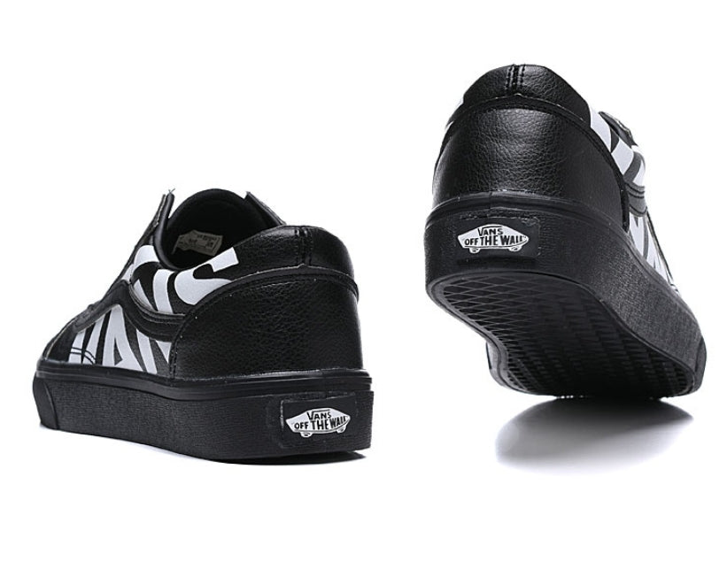 Les baskets Vans combinent style et performance. Leur design matériaux durables en font un mode. Pas cher. Le moins cher.