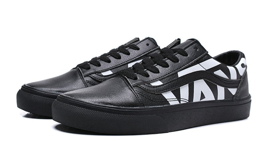 Les baskets Vans combinent style et performance. Leur design matériaux durables en font un mode. Pas cher. Le moins cher.