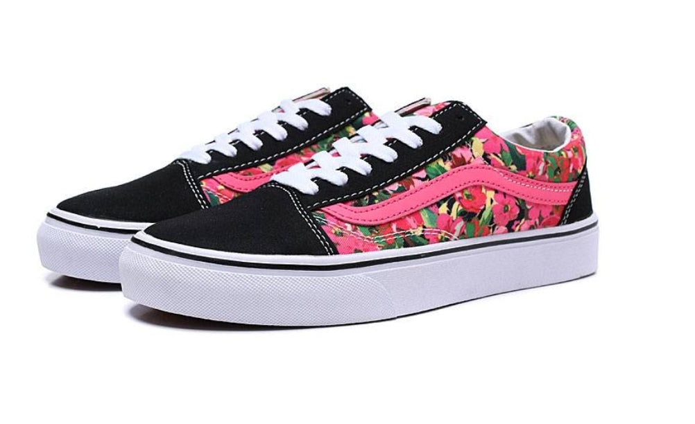 Les baskets Vans combinent style et performance. Leur design matériaux durables en font un mode. Pas cher. Le moins cher.