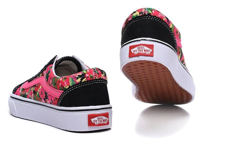 Les baskets Vans combinent style et performance. Leur design matériaux durables en font un mode. Pas cher. Le moins cher.