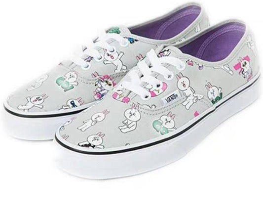 Les baskets Vans combinent parfaitement style et performance. Leur design iconique et leurs matériaux durables en font un choix populaire parmi les skateurs et les amateurs de mode. Pas cher. Le moins cher.