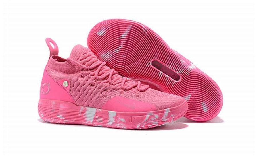 Les baskets Kevin Durant offrent un style emblématique et une performance exceptionnelle.
 design distinctif.pas cher. Le moins cher.