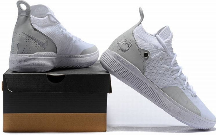 Les baskets Kevin Durant offrent un style emblématique et une performance exceptionnelle.
 design distinctif.pas cher. Le moins cher.