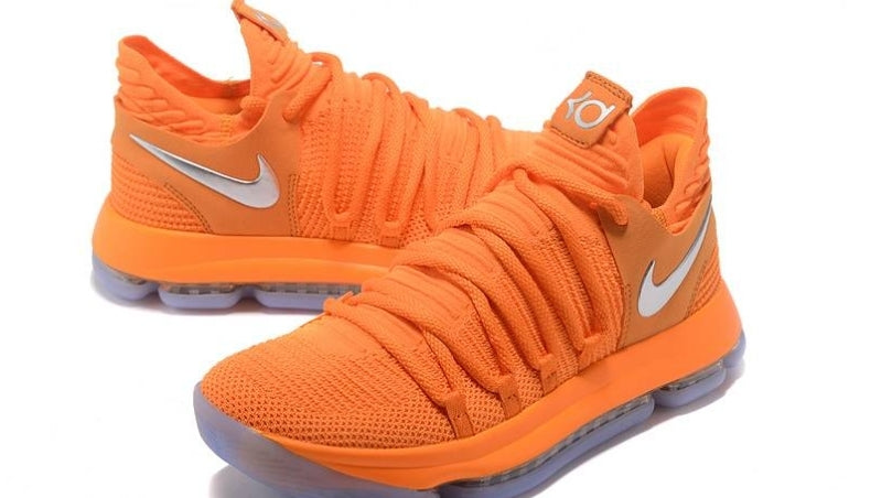 Les baskets Kevin Durant offrent un style emblématique et une performance exceptionnelle.
design distinctif.pas cher. Le moins cher.