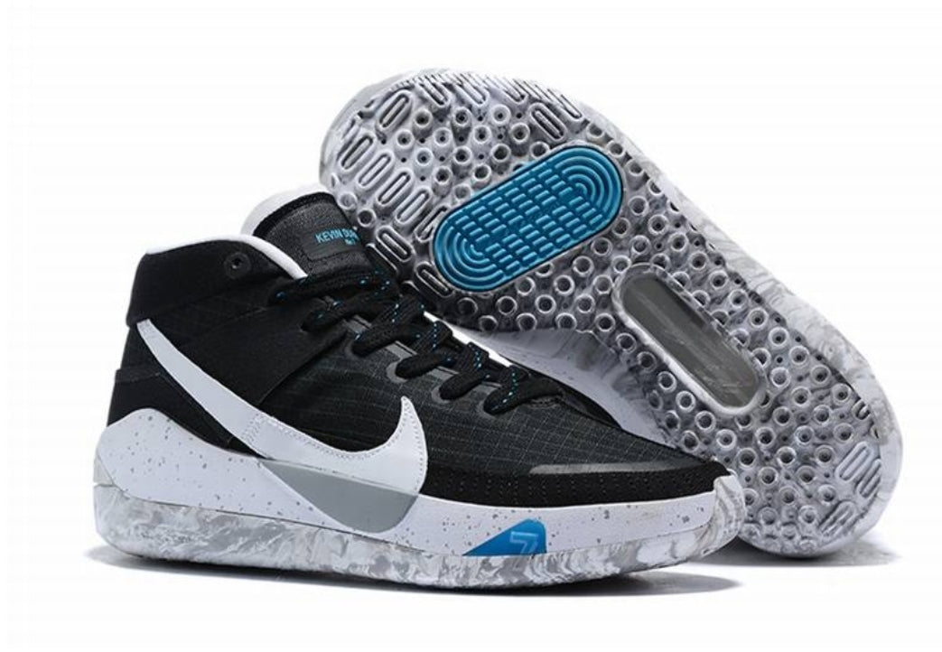 Les baskets Kevin Durant offrent un style emblématique et une performance exceptionnelle.
 design distinctif.pas cher. Le moins cher.