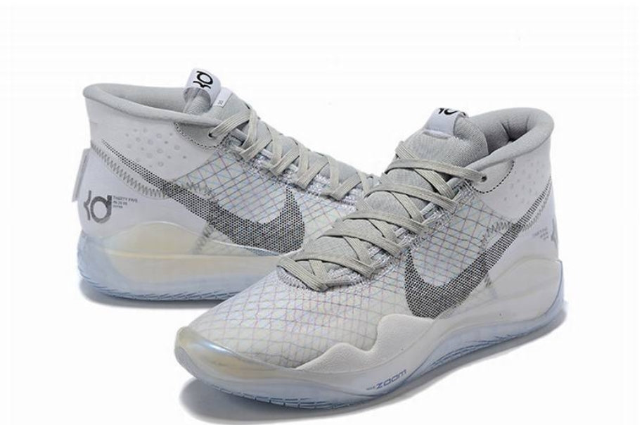 Les baskets Kevin Durant offrent un style emblématique et une performance exceptionnelle.
design distinctif.pas cher. Le moins cher.