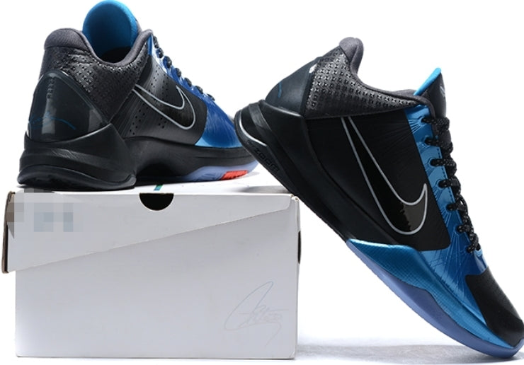Les baskets Kobe Bryant offrent un style emblématique et une performance exceptionnelle.
leur design distinctif. Pas cher . Le moins cher.