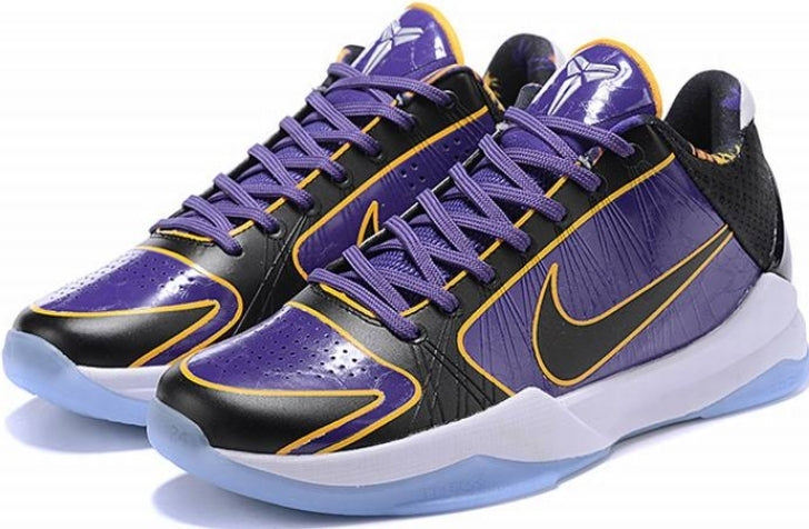 Les baskets Kobe Bryant offrent un style emblématique et une performance exceptionnelle.
leur design distinctif. Pas cher . Le moins cher.