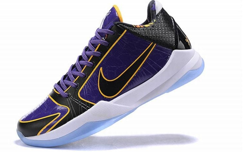 Les baskets Kobe Bryant offrent un style emblématique et une performance exceptionnelle.
leur design distinctif. Pas cher . Le moins cher.