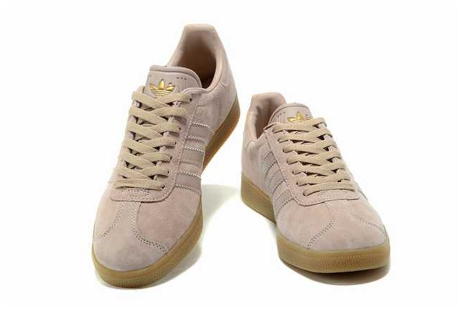 Les baskets Adidas Gazelle allient un style emblématique à une performance exceptionnelle.
design audacieux élégant pas cher. Le moins cher.