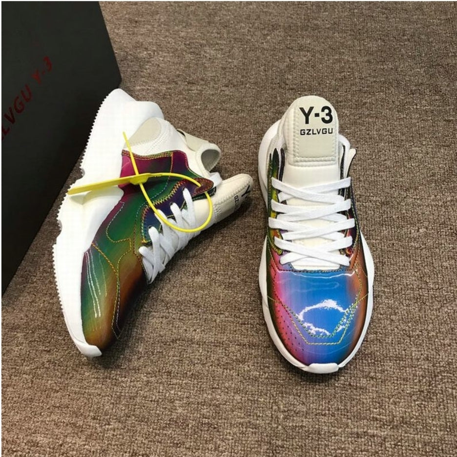 Les baskets Adidas Y-3 combinent un style avant-gardiste à une performance haut de gamme.
leur design innovant, pas cher. Le moins cher.