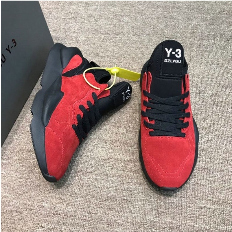 Les baskets Adidas Y-3 combinent un style avant-gardiste à une performance haut de gamme.
leur design innovant, pas cher. Le moins cher.