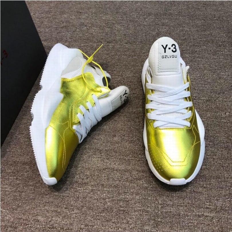 Les baskets Adidas Y-3 combinent un style avant-gardiste à une performance haut de gamme.
leur design innovant, pas cher. Le moins cher.