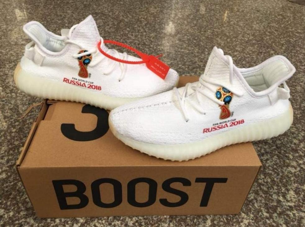 Les baskets Adidas Yeezy 350 sont une fusion parfaite de style emblématique et de confort exceptionnel.
 design distinctif pas cher. Le moins cher.