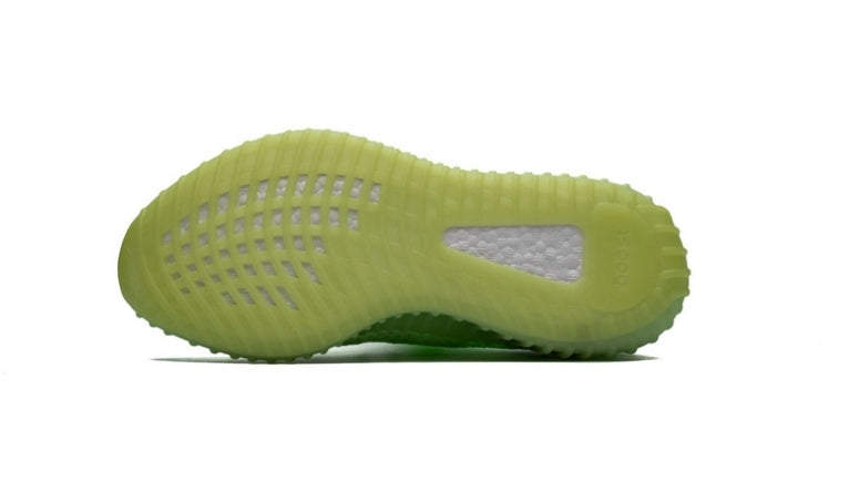 Les baskets Adidas Yeezy 350 sont une fusion parfaite de style emblématique et de confort exceptionnel.
 design distinctif pas cher. Le moins cher.