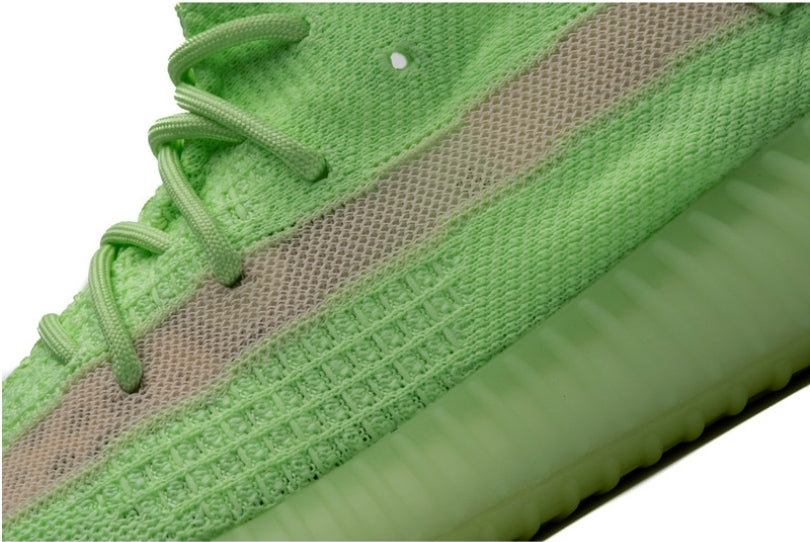 Les baskets Adidas Yeezy 350 sont une fusion parfaite de style emblématique et de confort exceptionnel.
 design distinctif pas cher. Le moins cher.