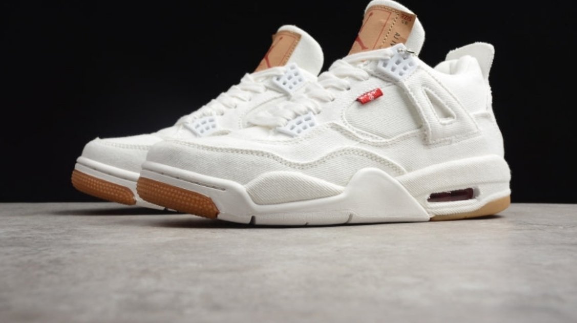 Les baskets Air Jordan 4 offrent un style iconique et une performance remarquable.
leur design distinctif pas cher. le moin cher.