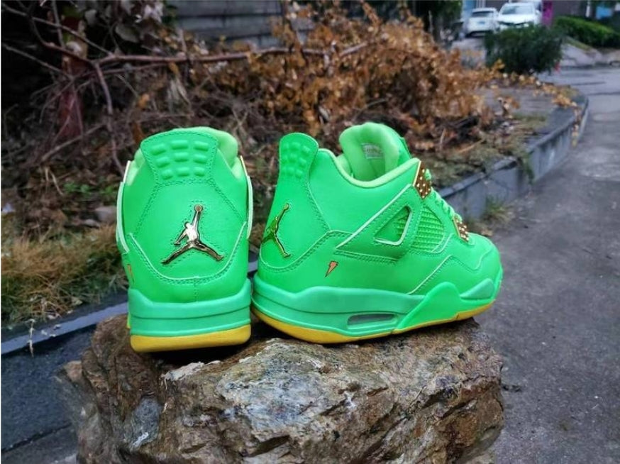 Baskets air Jordan 4