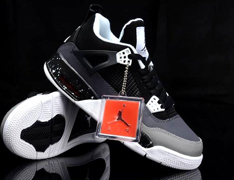 Baskets Air Jordan 4 Fear
