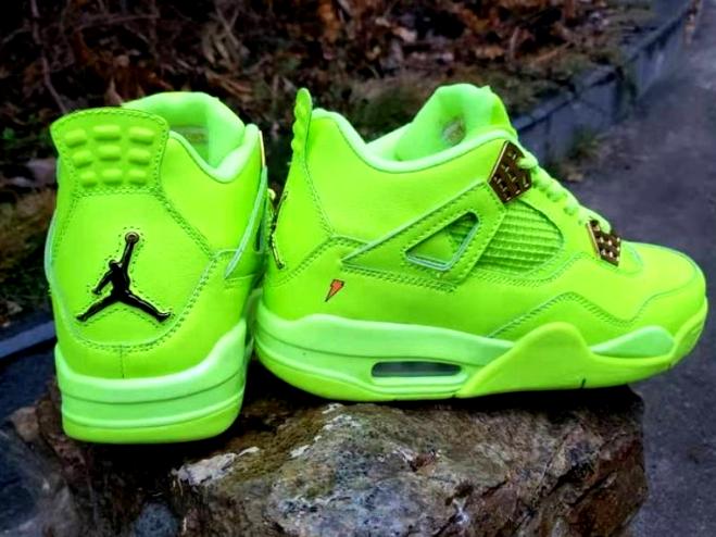 Les baskets Air Jordan 4 offrent un style iconique et une performance remarquable.
leur design distinctif pas cher. le moin cher.