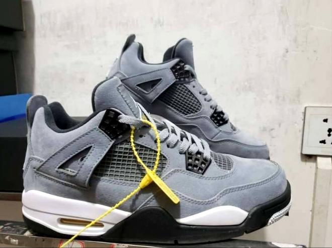 Les baskets Air Jordan 4 offrent un style légendaire et une performance exceptionnelle et unique.pas cher. le moins cher