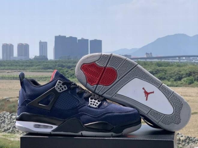 Les baskets Air Jordan 4 offrent un style iconique et une performance remarquable.
leur design distinctif pas cher. le moin cher.