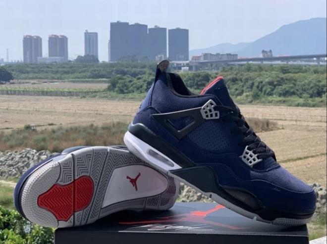 Les baskets Air Jordan 4 offrent un style iconique et une performance remarquable.
leur design distinctif pas cher. le moin cher.