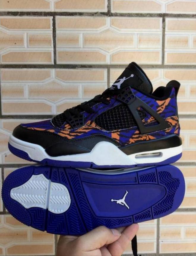 Les baskets Air Jordan 4 offrent un style iconique et une performance remarquable.
leur design distinctif pas cher. le moin cher.